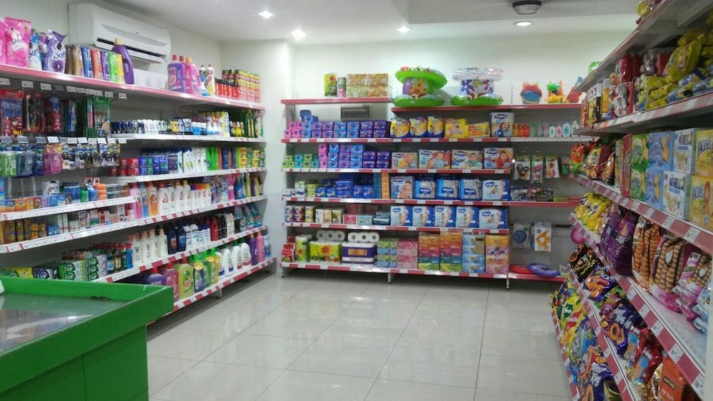 D'Embassy Service Residence Suite Kuantan Dış mekan fotoğraf