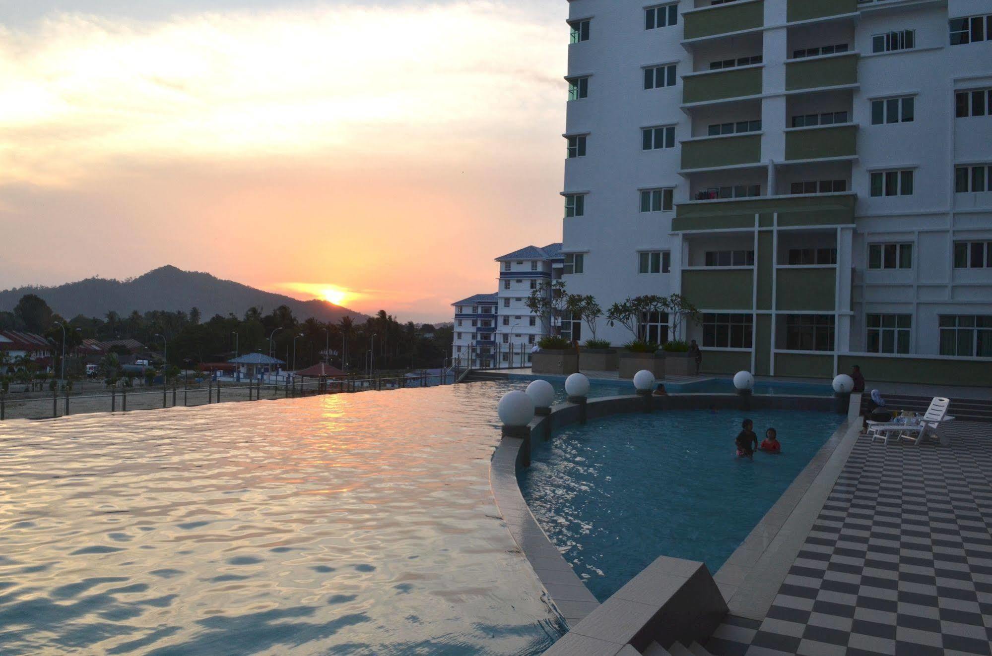 D'Embassy Service Residence Suite Kuantan Dış mekan fotoğraf